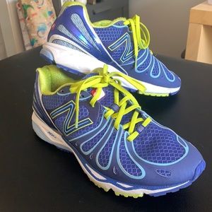 New Balance Barringer 890 light weight trainers